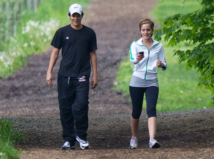 Johnny Simmons, Emma Watson Johnny Simmons, Emma Watson